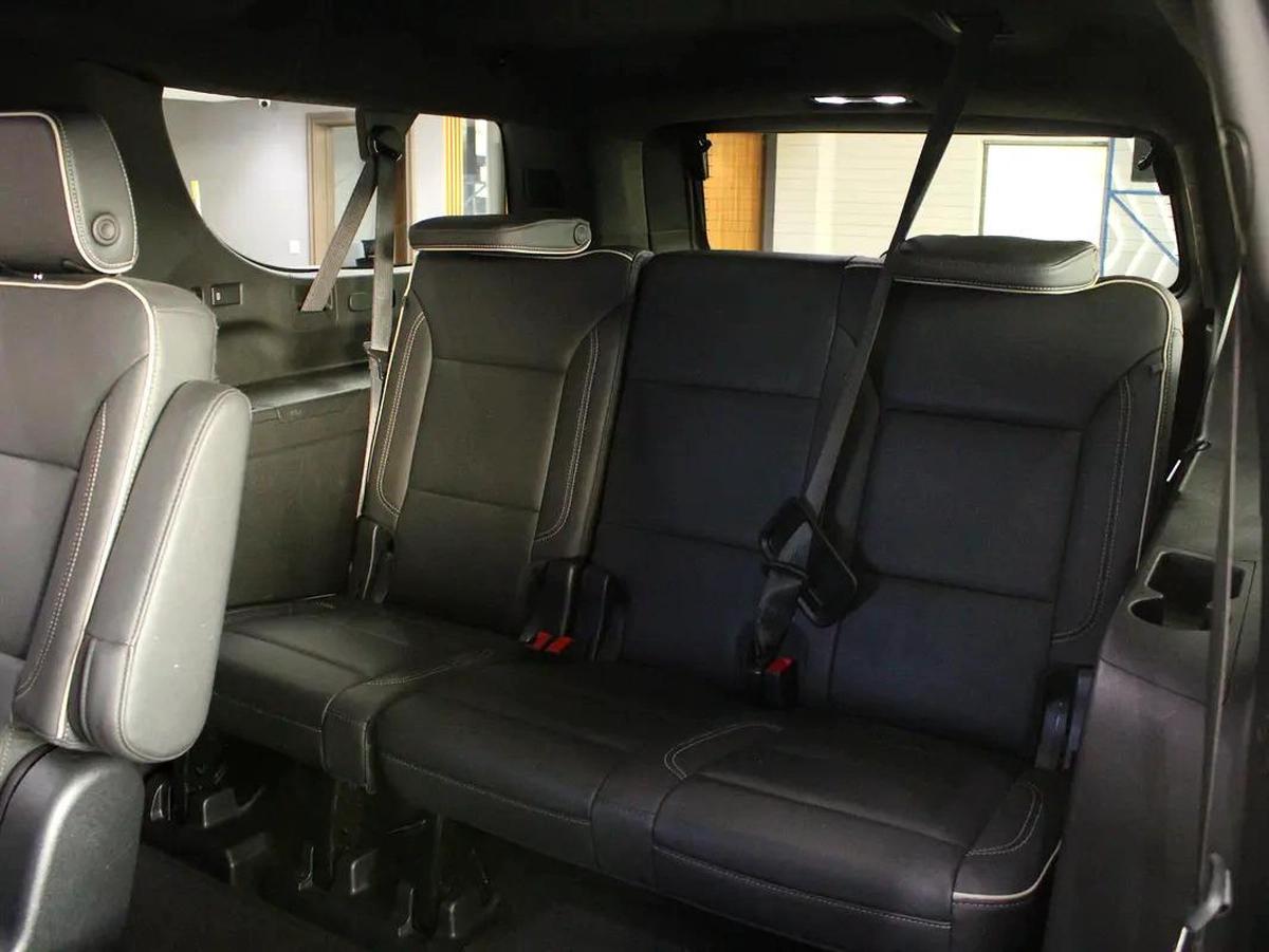 2022 Chevrolet Suburban Premier | VIP SEATS-19-19