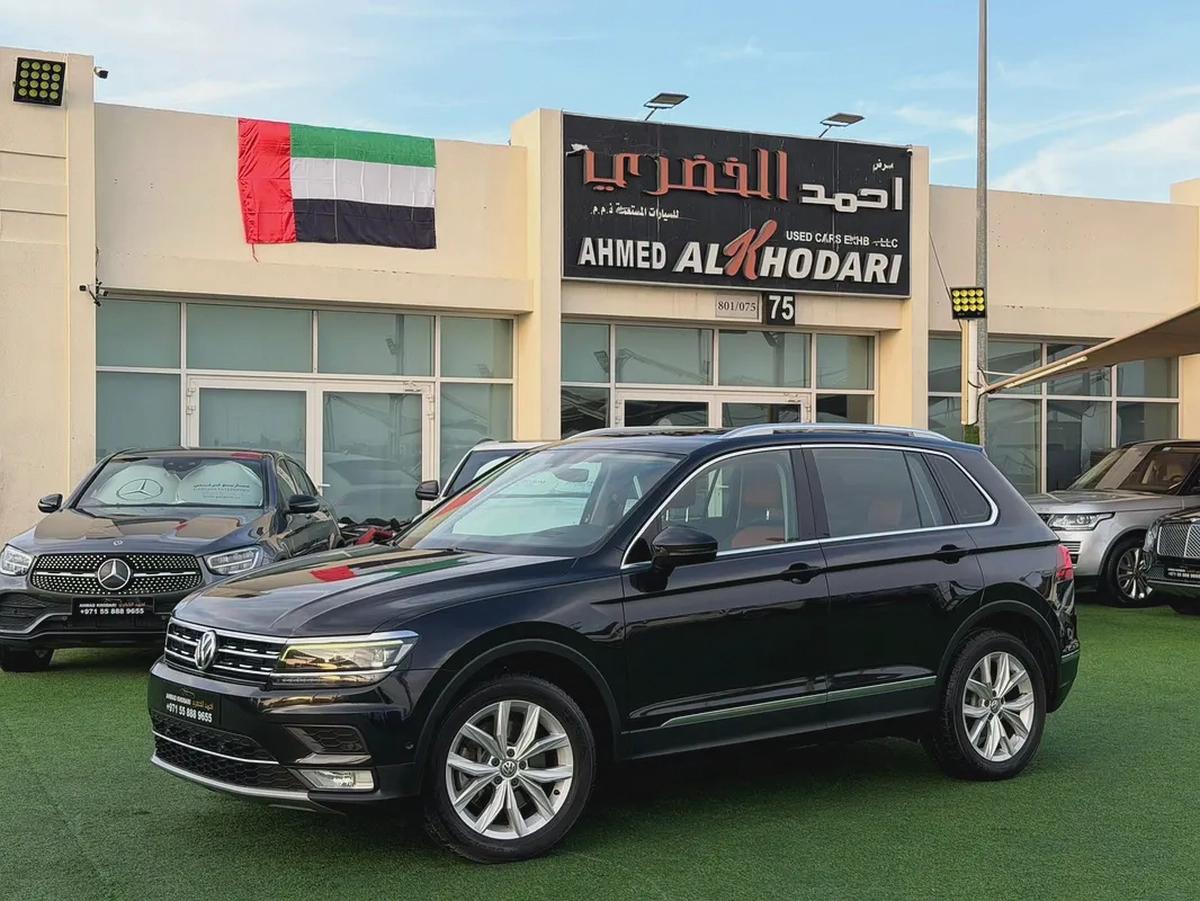 (2017) VOLKSWAGEN TIGUAN //COMFORTLINE// GCC FULL OPTION -ORIGINAL PAINT--0-0