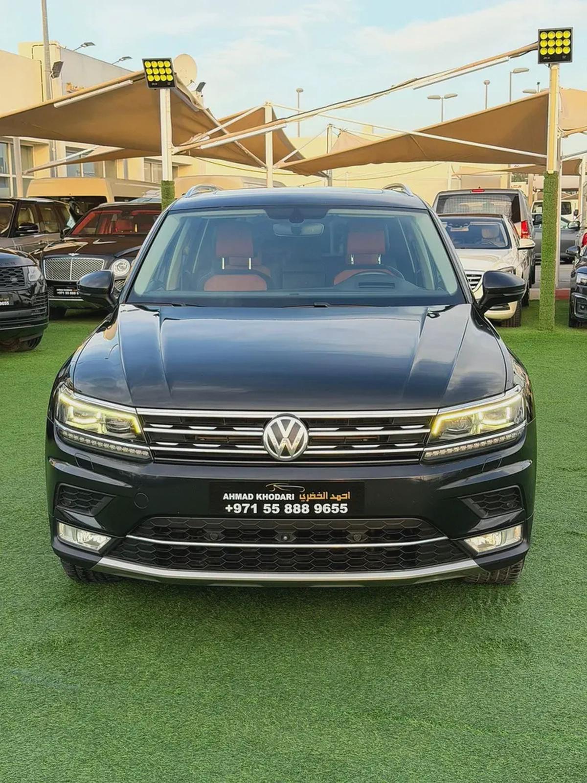 (2017) VOLKSWAGEN TIGUAN //COMFORTLINE// GCC FULL OPTION -ORIGINAL PAINT--2-2