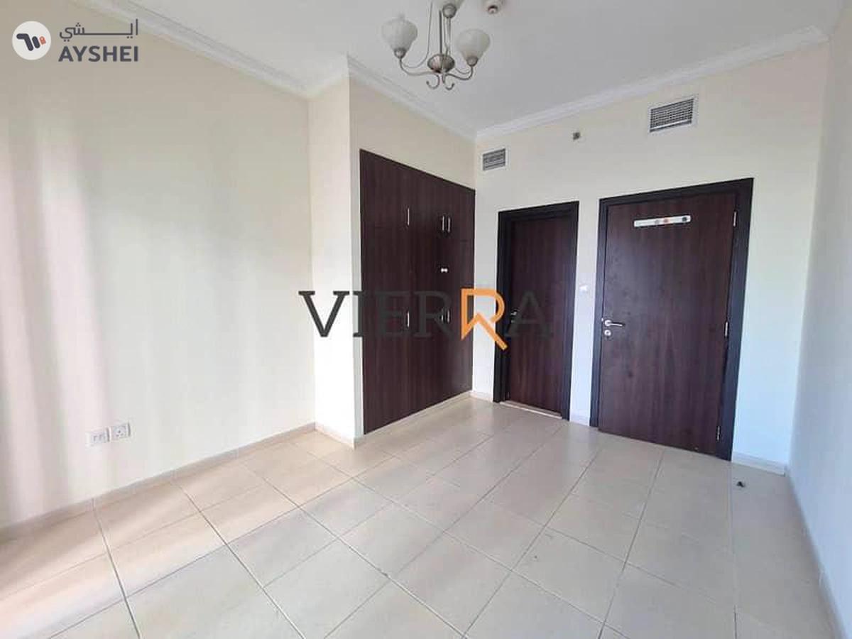 Mazaya 6, Queue Point, Liwan, Dubai-4-4