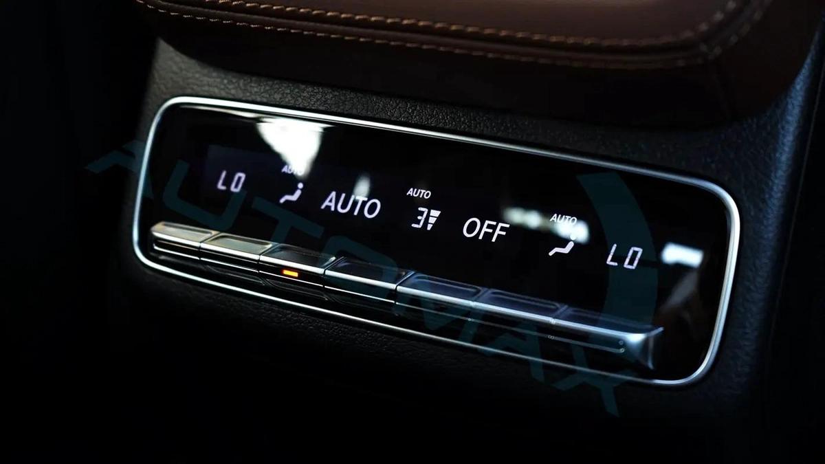 2026 Mercedes-AMG GLE 53 Coupe 4MATIC+ EQ Boost GCC With 2 Years Unlimited Mileage Warranty-13-13