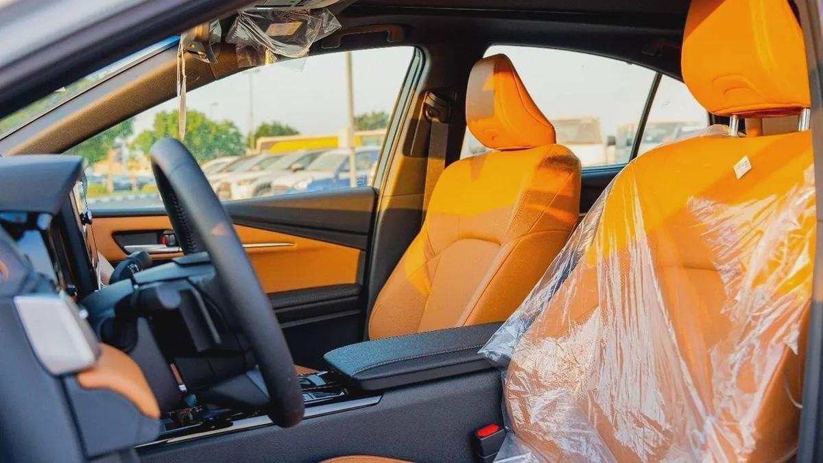 2026 Toyota Camry Lumiere 2.5L HEV Full option (White)-7-7