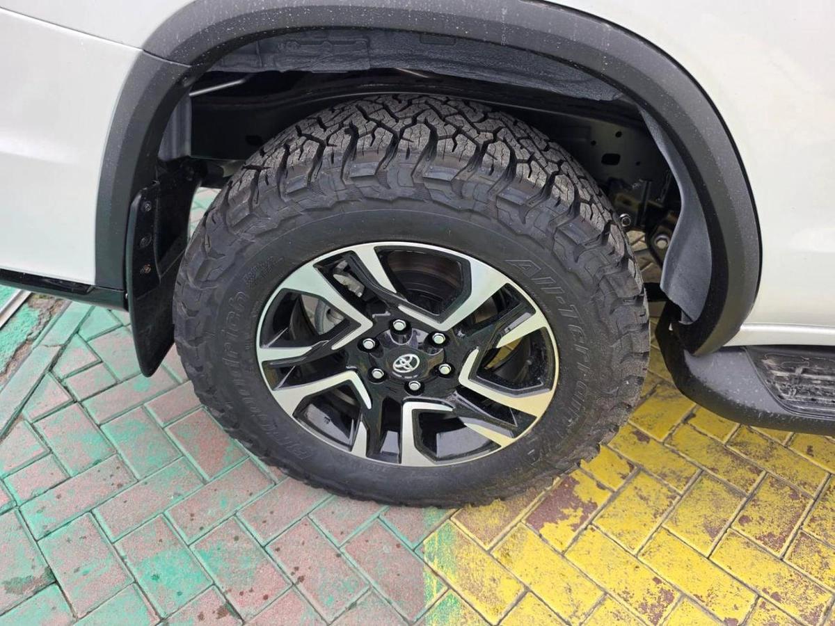 Toyota Fortuner Brand New Toyota Fortuner 2.7L Petrol – 2026 – GCC Specs-6-6