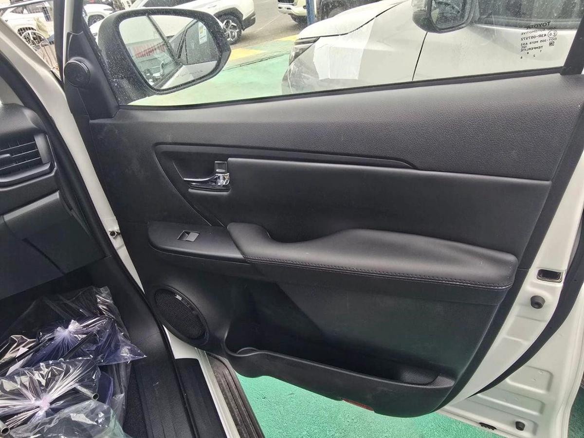 Toyota Fortuner Brand New Toyota Fortuner 2.7L Petrol – 2026 – GCC Specs-9-9