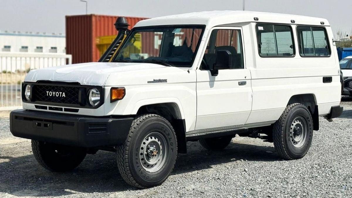 Toyota Land Cruiser 70 TOYOTA LAND CRUISER HARDTOP LC78 MY2024 DIESEL V6 4.2L-2-2