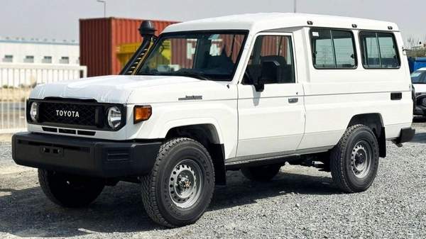 Toyota Land Cruiser 70 TOYOTA LAND CRUISER HARDTOP LC78 MY2024 DIESEL V6 4.2L