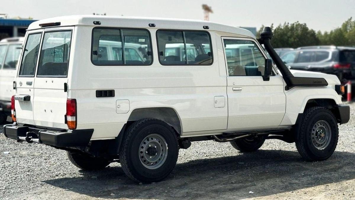 Toyota Land Cruiser 70 TOYOTA LAND CRUISER HARDTOP LC78 MY2024 DIESEL V6 4.2L-3-3