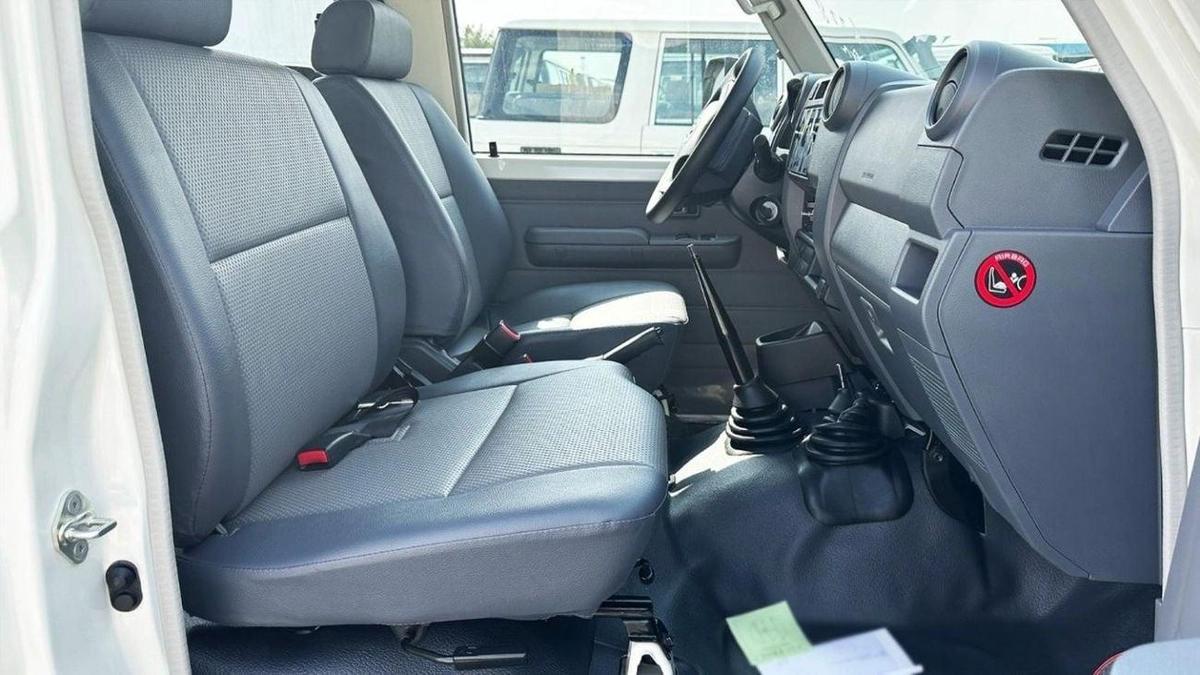 Toyota Land Cruiser 70 TOYOTA LAND CRUISER HARDTOP LC78 MY2024 DIESEL V6 4.2L-8-8