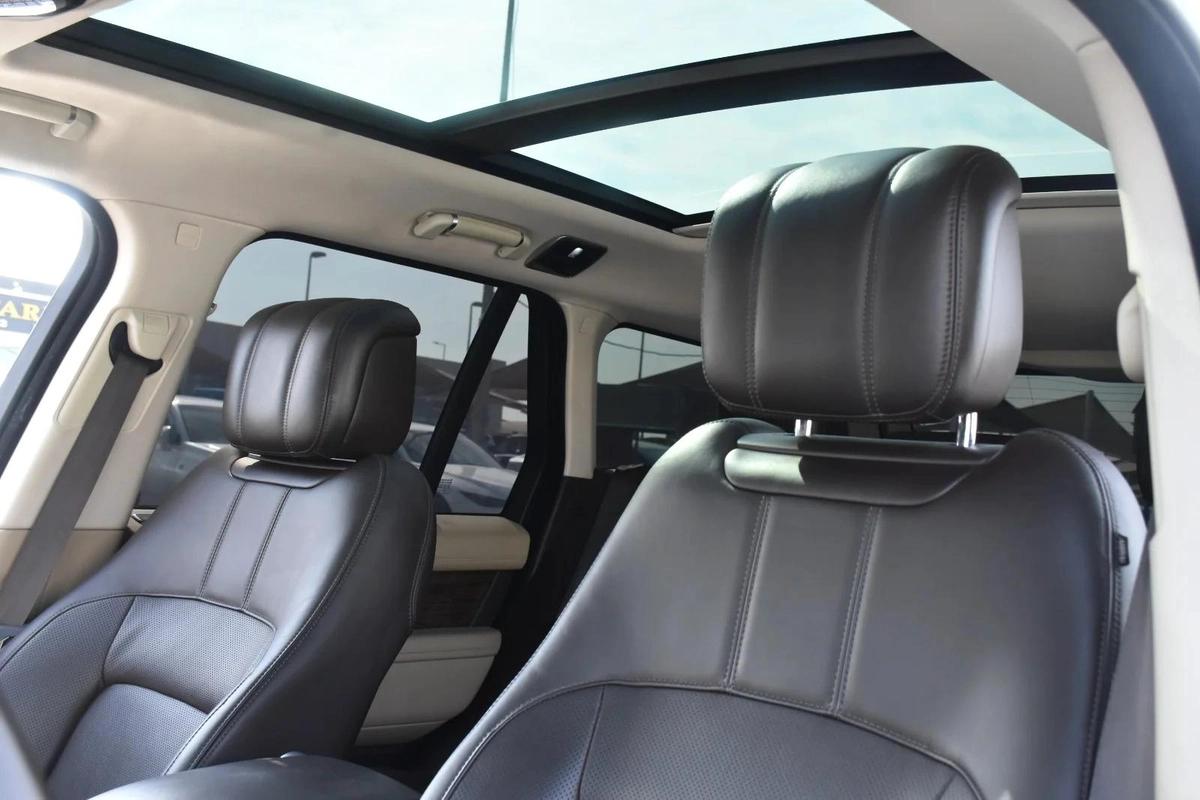 RANGE ROVER SE 2019 | WHITE-8-8