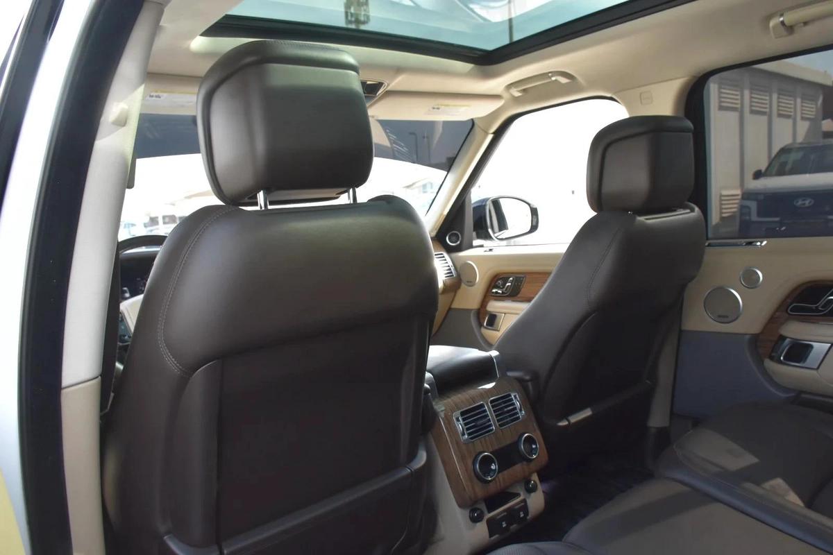 RANGE ROVER SE 2019 | WHITE-15-15