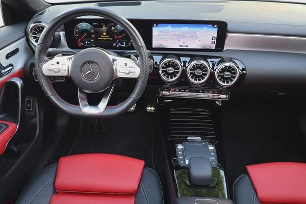 2023-MERCEDES BENZ CLA250 AMG MERCEDES BENZ CLA250 AMG