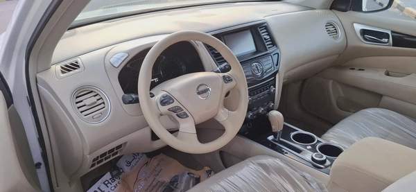 نيسان باثفاينر 2013 خليجي بحالة ممتازة