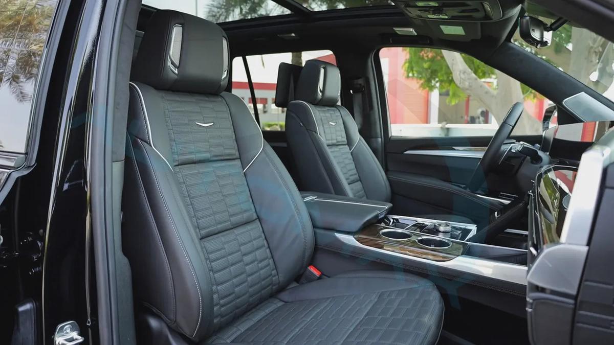 ( Only For Export ) 2025/2025 Cadillac Escalade 600 Sport Platinum V8 6.2L BRAND NEW-13-13