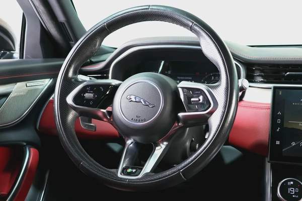 Jaguar XF R Sport-Jaguar Full Service History-Red/Black Full Leather Interior-Premium Sound System