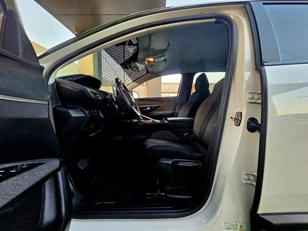 Peugeot 3008 / 1.6 V4/ ORIGINAL PAINT/ SINGLE OWNER/ LOW KMS