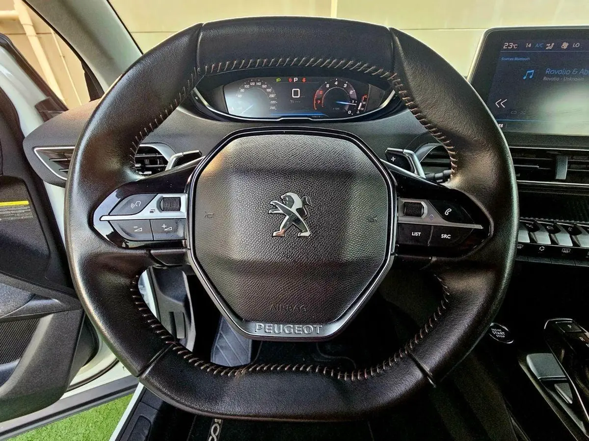 Peugeot 3008 / 1.6 V4/ ORIGINAL PAINT/ SINGLE OWNER/ LOW KMS-19-19