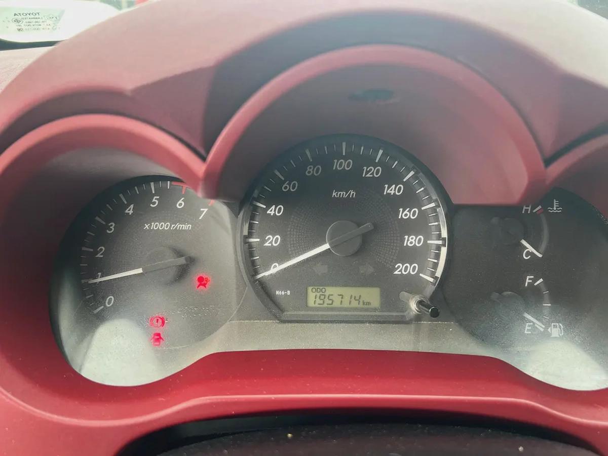 Toyota Hilux Double Cab DLS 2014 - GCC Specs - Reliable and Ready to Work!-12-12