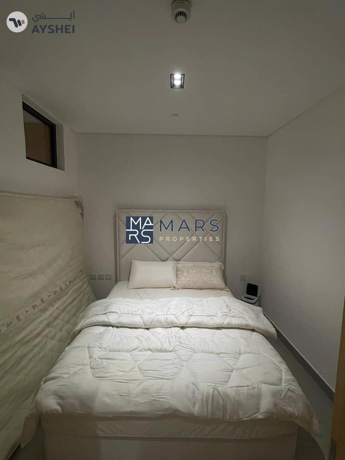 | FREEHOLD | FULLY FURNISHED | SPACIOUS LAYOUT | PARTITION STUDIO |-6-6