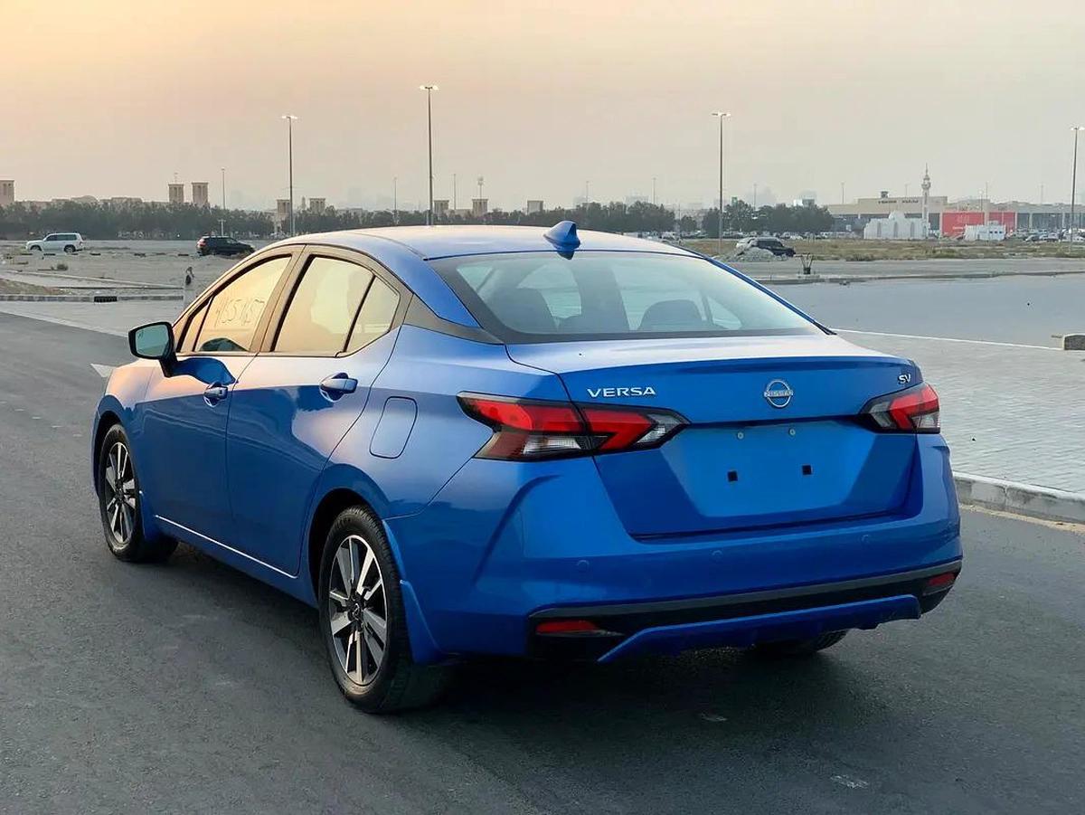Nissan Versa SV-6-6