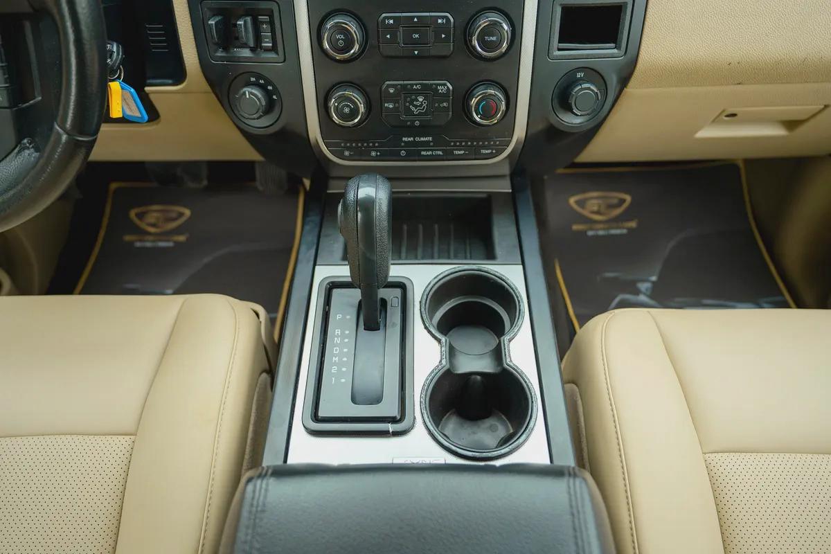 Expedition XLT | GCC Specs | REF#F45912-17-17