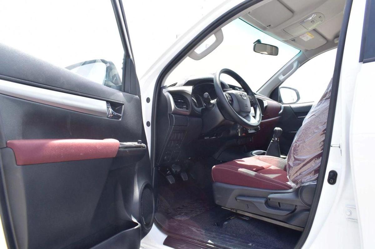 Toyota Hilux 2025 MODEL:TOYOTA-HILUX 4X4 2.7 MT DC DISPLAY AUDIO AUTO & RR AC, W/O BEDLINER MATERIAL CODE: THX27-8-8