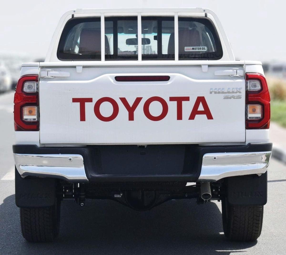 Toyota Hilux 2025 MODEL:TOYOTA-HILUX 4X4 2.7 MT DC DISPLAY AUDIO AUTO & RR AC, W/O BEDLINER MATERIAL CODE: THX27-9-9