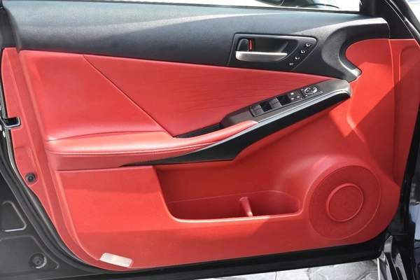 IS300 F AWD 2023 | BLACK ( REF-ACD )