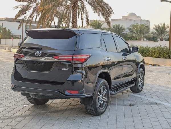 TOYOTA FORTUNER 2020 FACELIFTED 2025 DIESEL V4 GCC IN EXCELLENT CONDITION