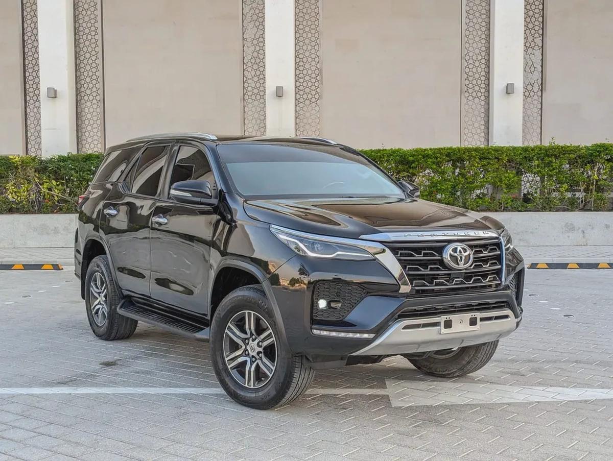 TOYOTA FORTUNER 2020 FACELIFTED 2025 DIESEL V4 GCC IN EXCELLENT CONDITION-19-19