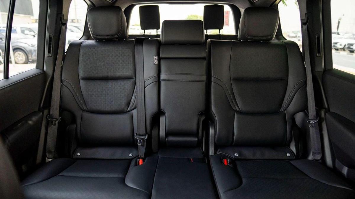 Toyota Land Cruiser VXR 3.5L-15-15