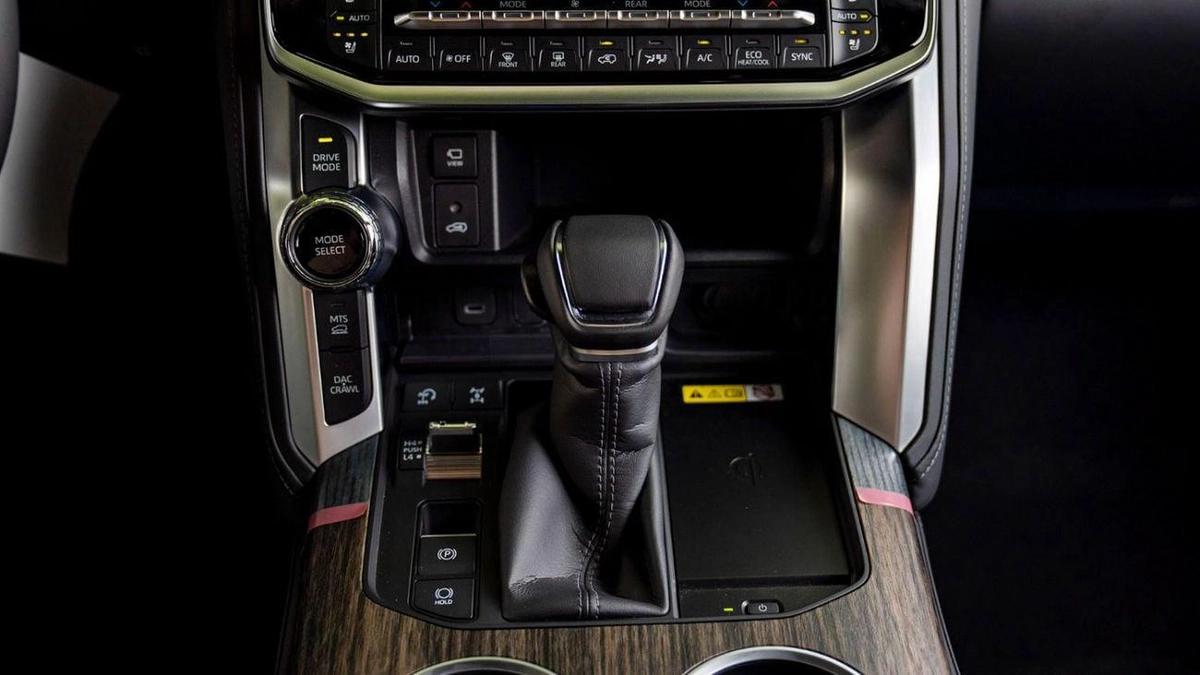 Toyota Land Cruiser VXR 3.5L-17-17
