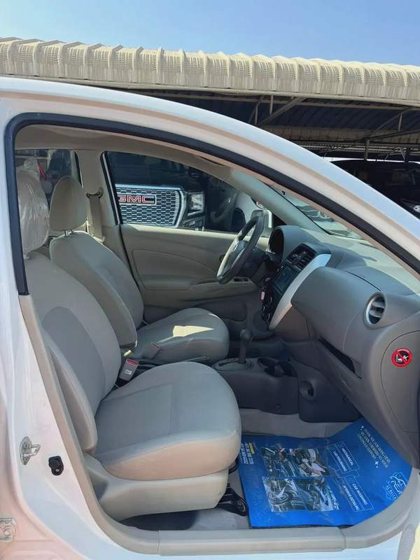 2023 Nissan Sunny Base - GCC Specs