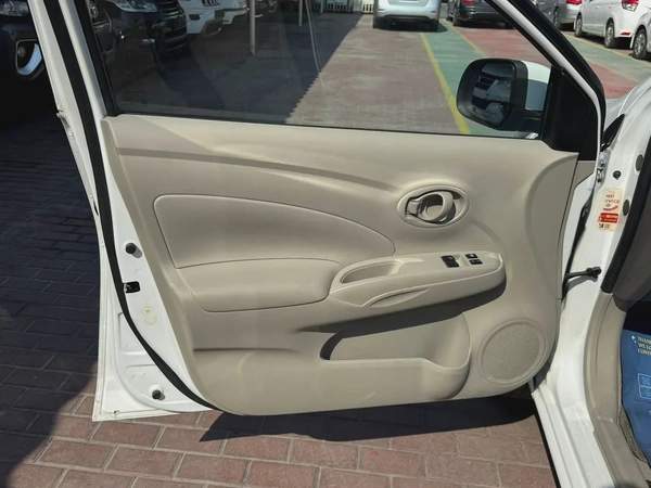 2023 Nissan Sunny Base - GCC Specs