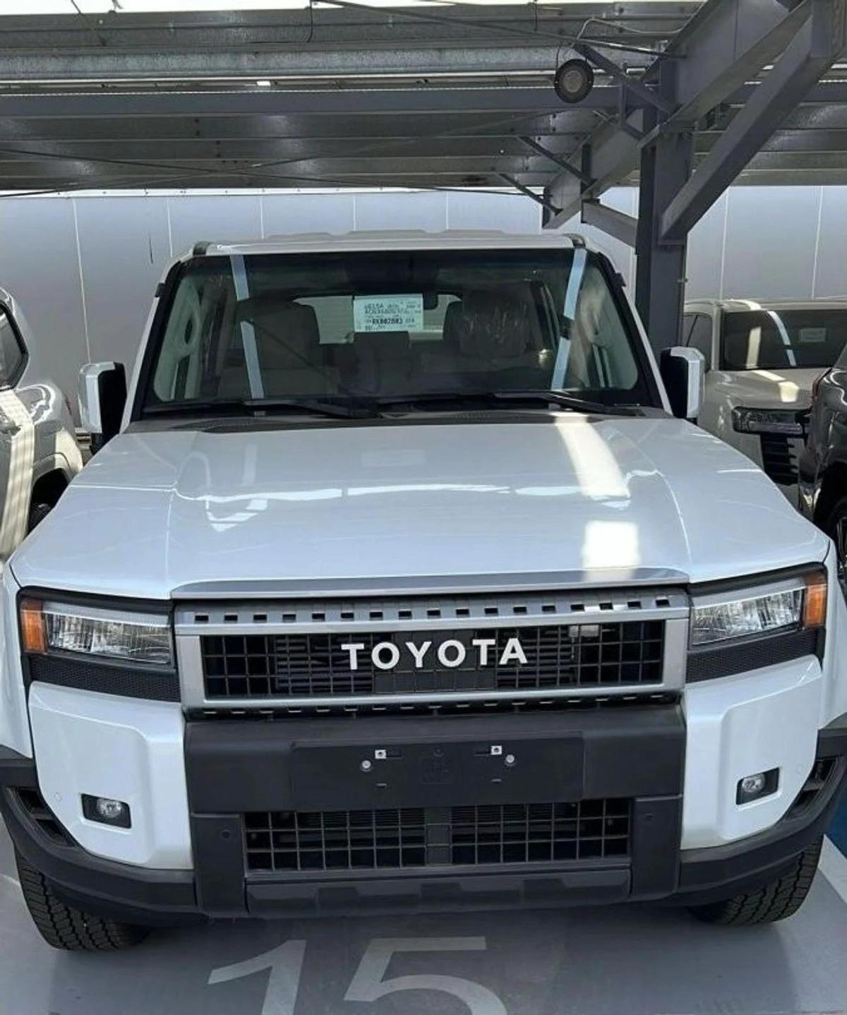 Toyota Prado 2.4L PETROL 2024 GCC-5-5