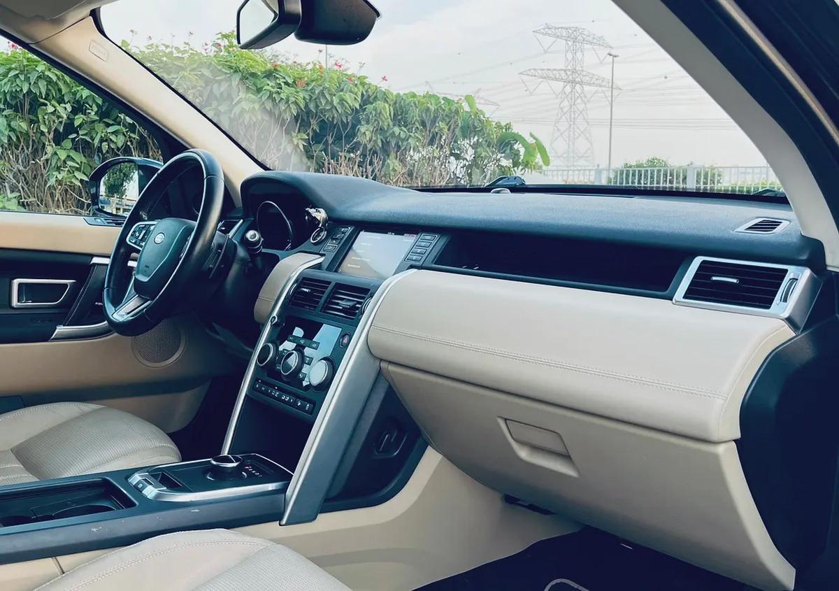 Land Rover • Discovery • SPORT • HSE Si4 • 2.0L Turbocharged-12-12