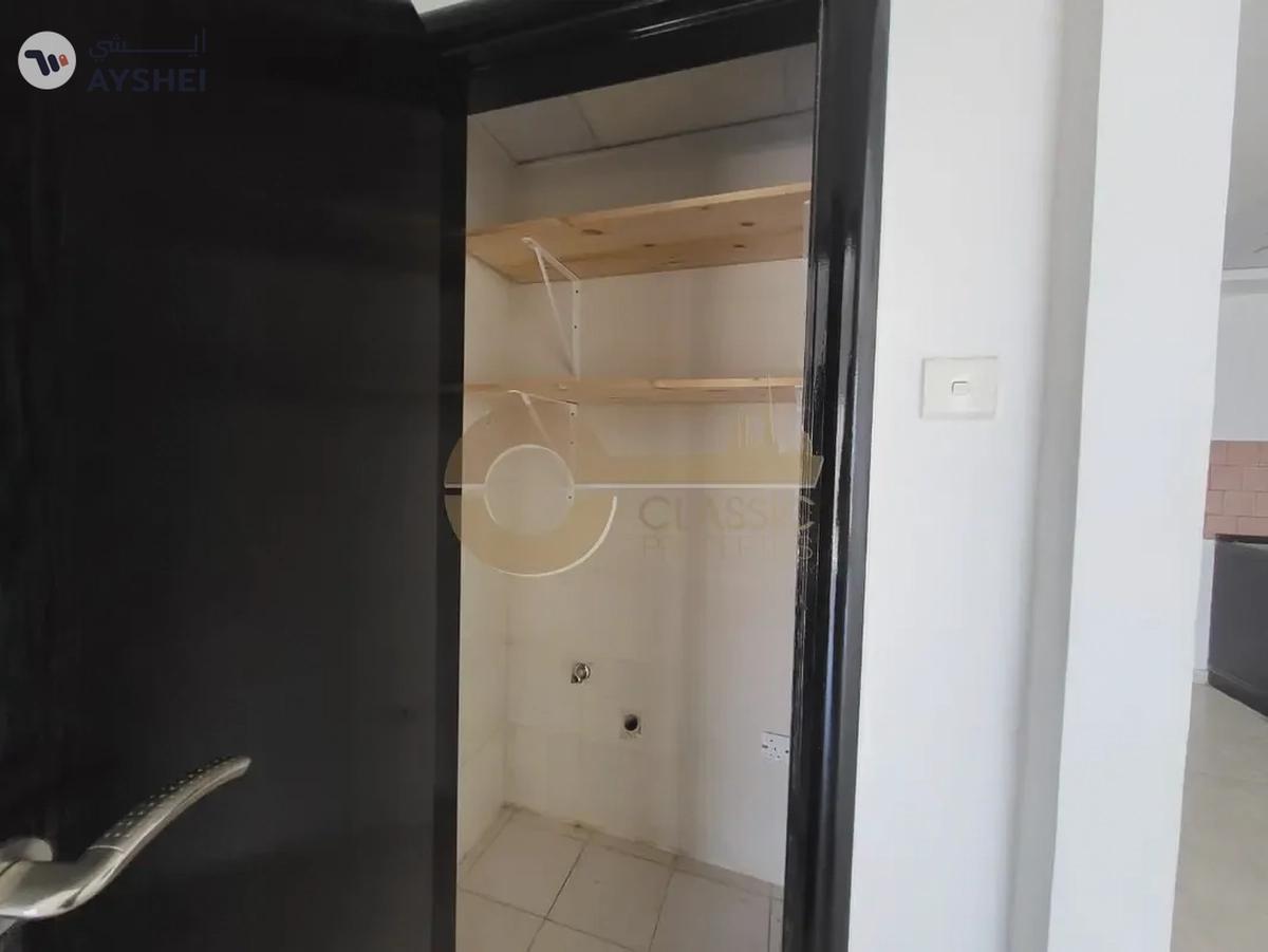 Pool View | Vacant | Spacious | Open Kitchen-2-2