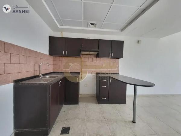 Pool View | Vacant | Spacious | Open Kitchen