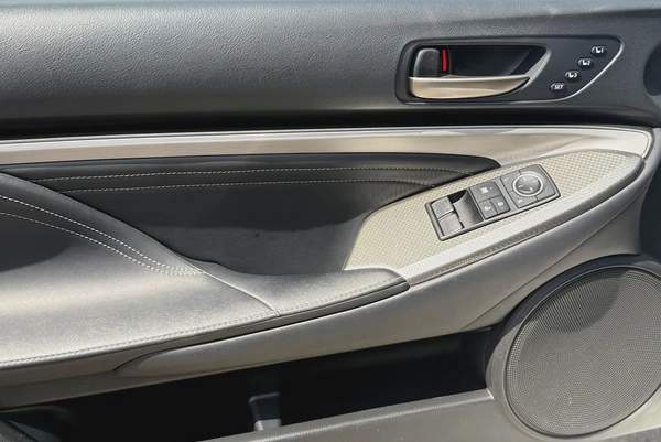 LEXUS - RC 300 - F SPORT - V6 - 3,5L - AMERICAN SPECS VERY GOOD CONDITION