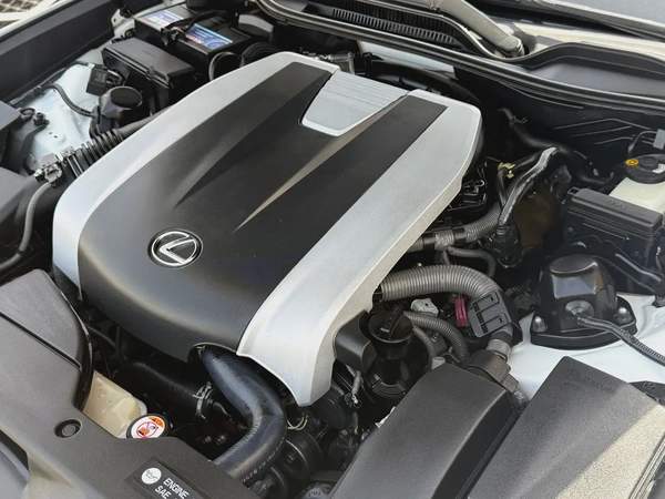 LEXUS - RC 300 - F SPORT - V6 - 3,5L - AMERICAN SPECS VERY GOOD CONDITION