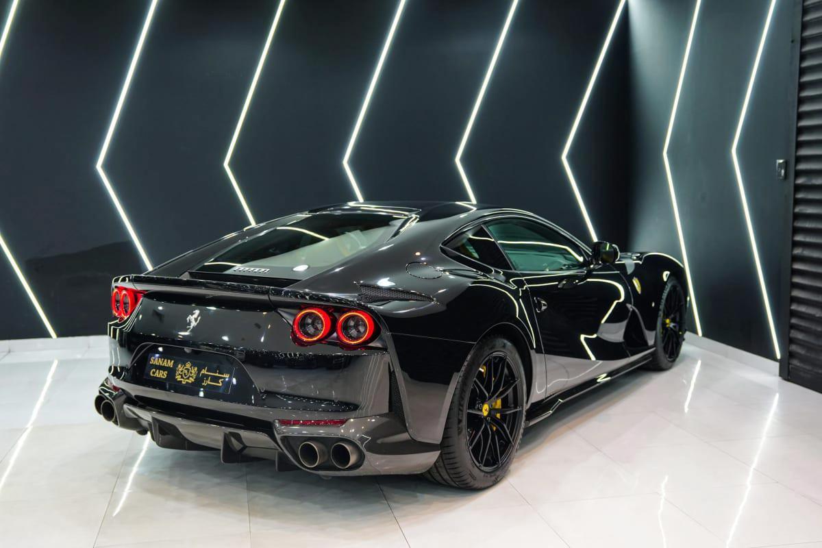 Ferrari 812 Superfast-9-9