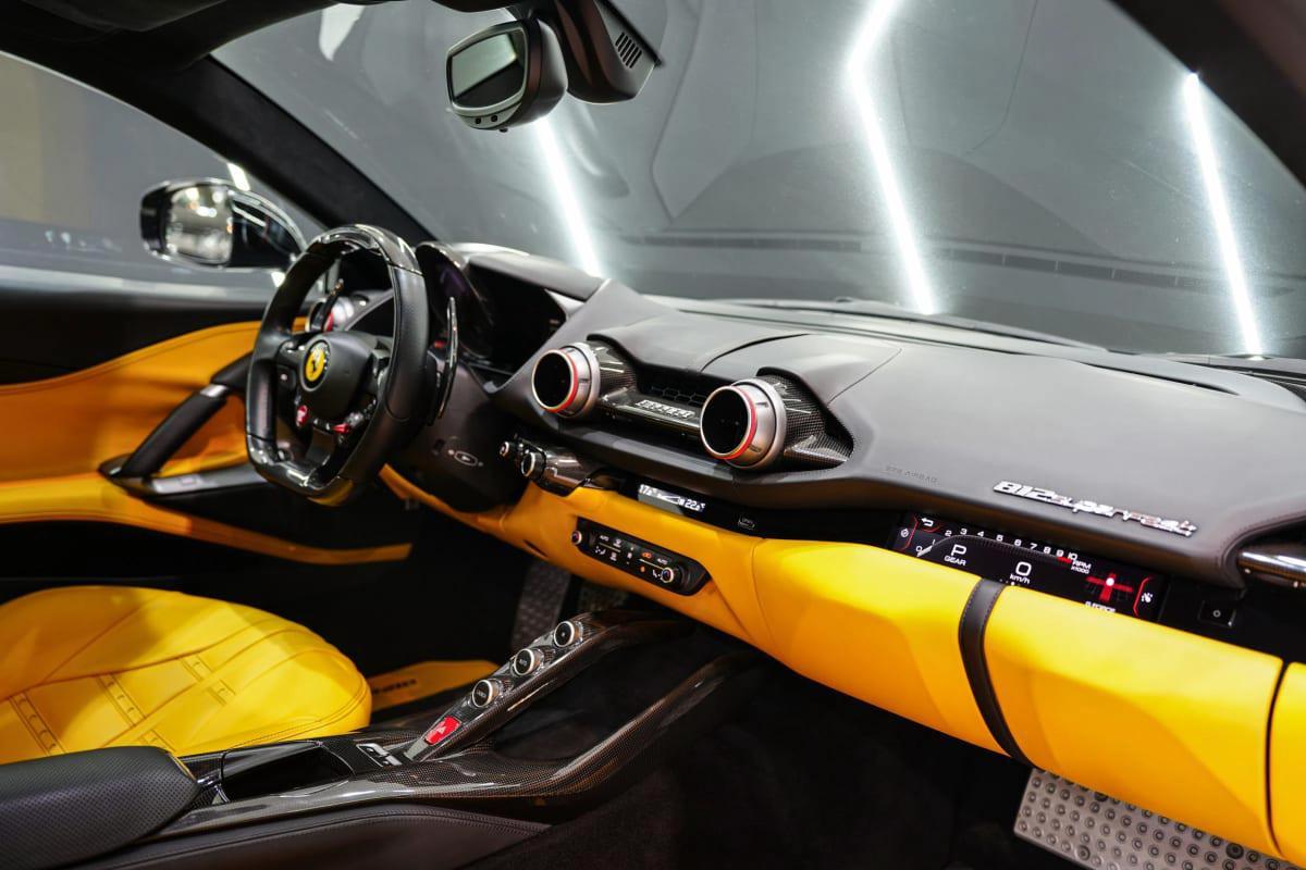 Ferrari 812 Superfast-6-6