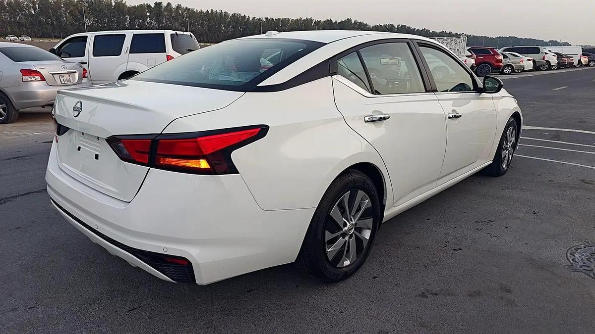 2025 Nissan Altima SE - American Specs - GCC Ready-9-9
