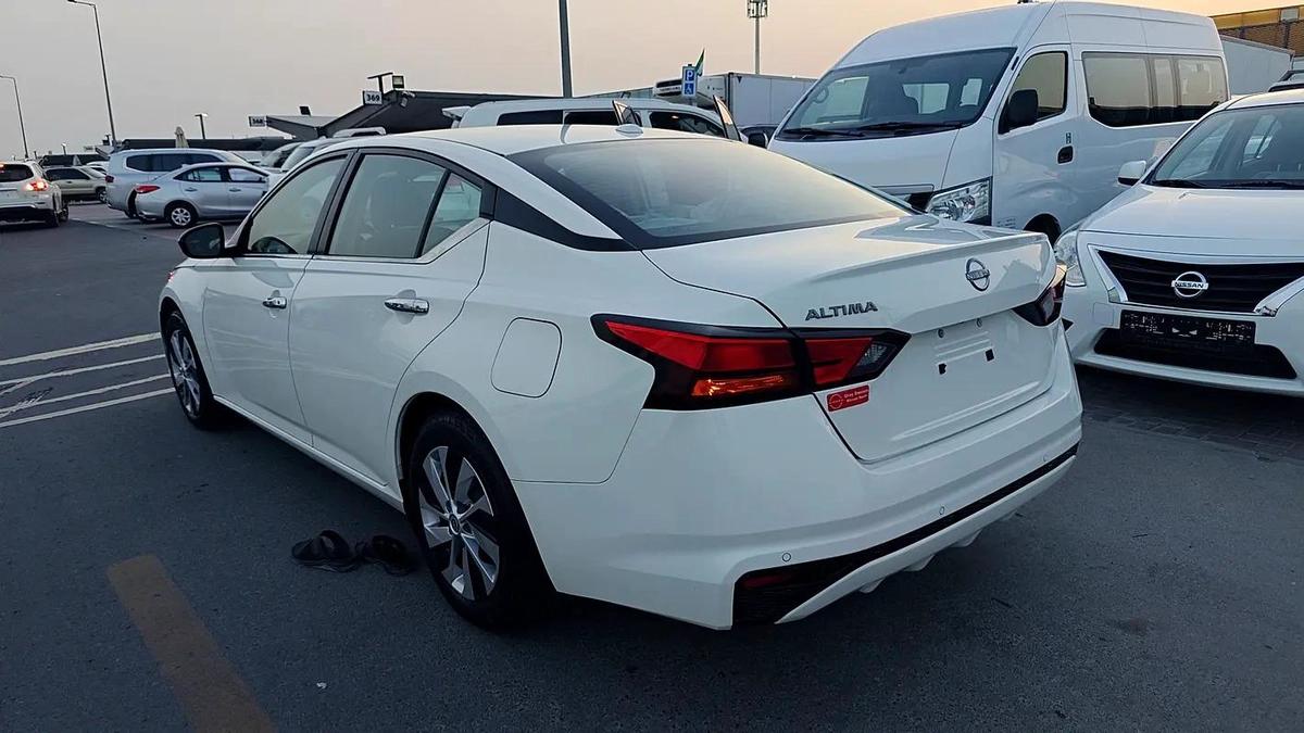 2025 Nissan Altima SE - American Specs - GCC Ready-7-7