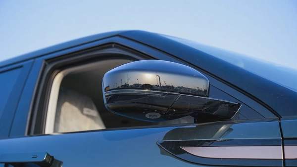 LAND ROVER RANGE ROVER EVOQUE P250 DYNAMIC SE 2.0L BRAND NEW MODEL 2025