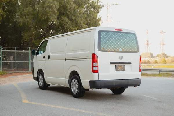 Toyota Hiace Standard Roof | Delivery Van | GCC Specs | Ref#T42275
