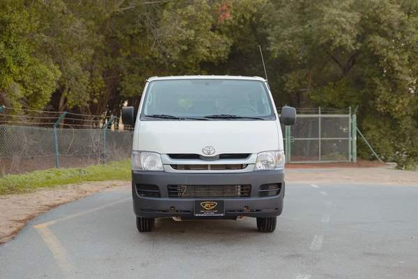 Toyota Hiace Standard Roof | Delivery Van | GCC Specs | Ref#T42275