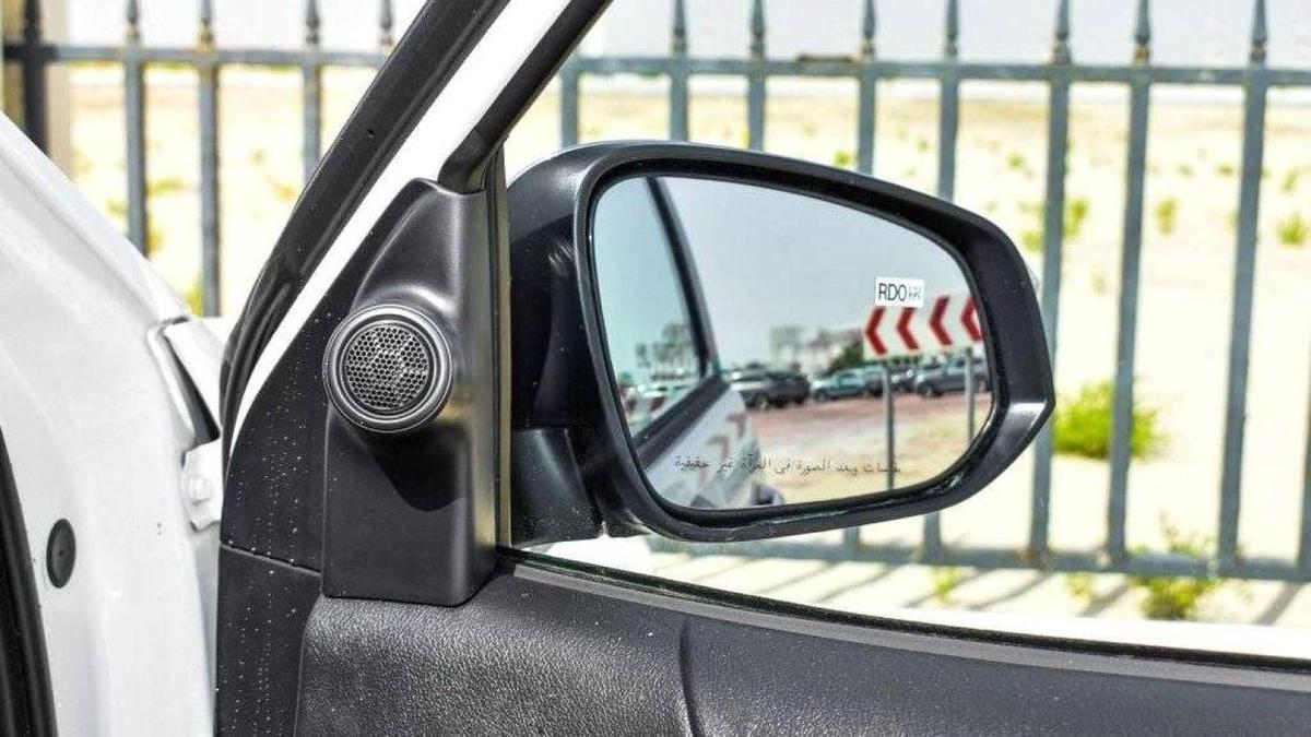 Toyota Hilux TOYOTA HILUX DC 2.7L 4X4 PETROL W/REAR CAMERA A/T MY24 2.7L Petrol 2024-16-16