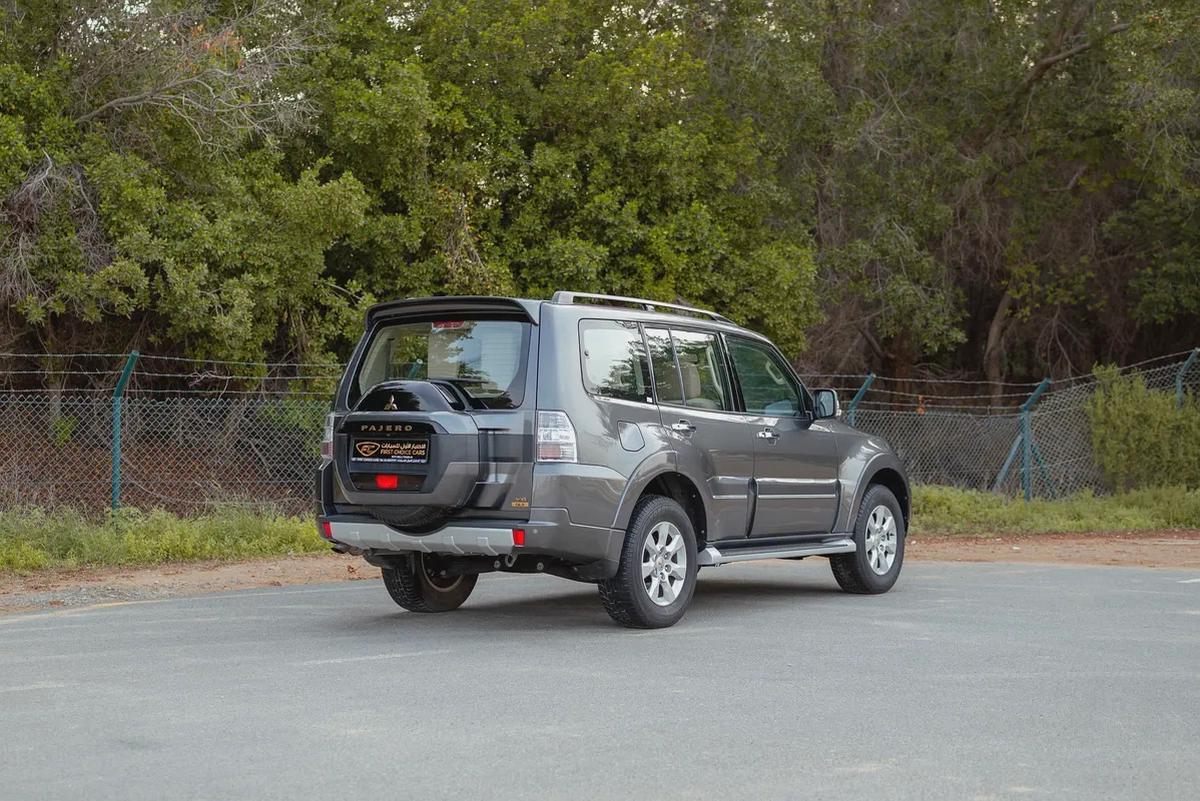 AED 971/Month | Pajero GLS | GCC Specs | REF#M01623-3-3