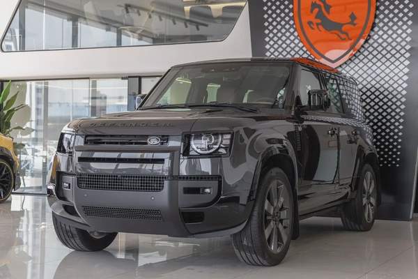 Land Rover Defender | 110 X-Dynamic HSE P400 | GCC Specs | 2026 (Export)