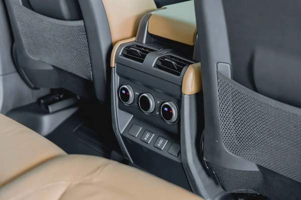 Land Rover Defender | 110 X-Dynamic HSE P400 | GCC Specs | 2026 (Export)